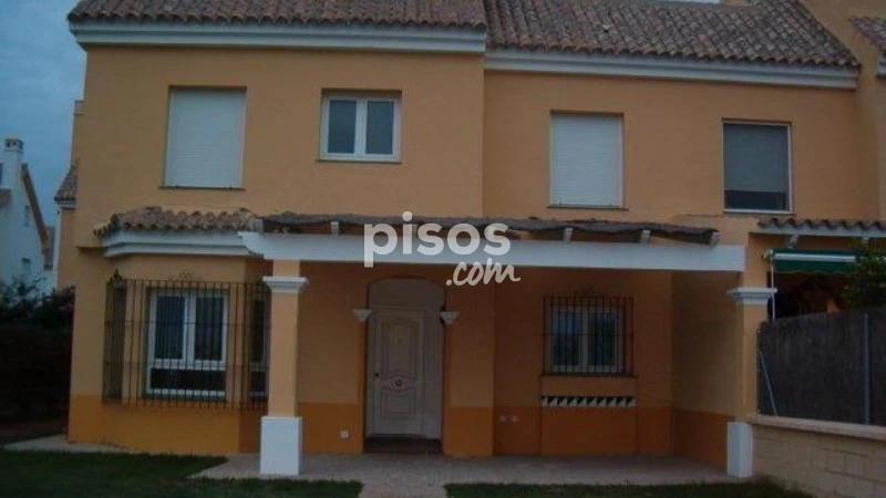 Casa pareada en alquiler en El Aguila, El Águila-Las Redes-Fuentebravía (El Puerto de Santa María) de 2.000 €<span>/mes</span>