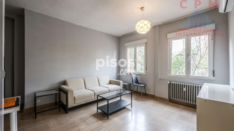 Piso en alquiler en Hispanoamérica, Hispanoamérica (Distrito Chamartín. Madrid Capital) de 1.400 €<span>/mes</span>