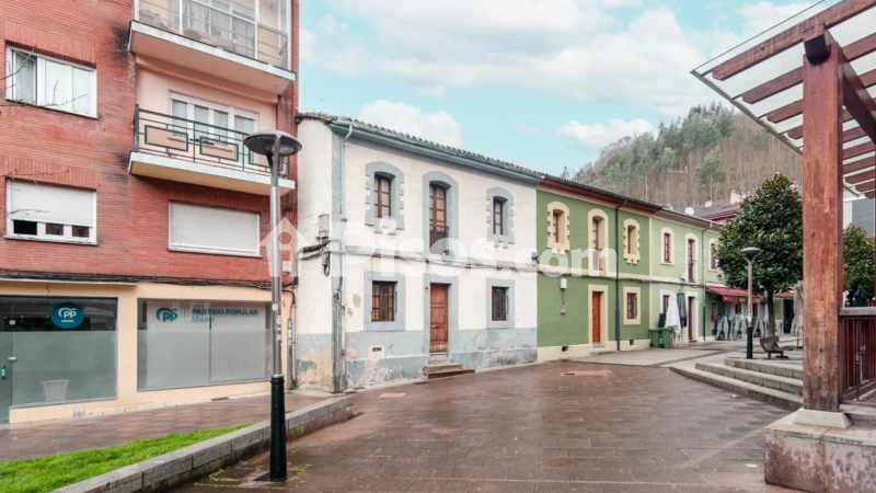 Casa adosada en venta en Plaza de la Constitución, 2 - Vista 3
