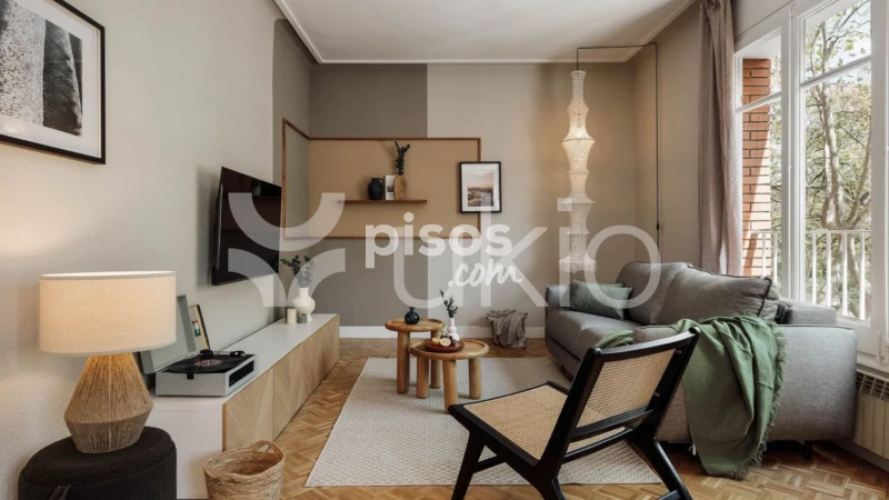 Piso en alquiler en Avinguda de Josep Tarradellas, cerca de Carrer de Provença