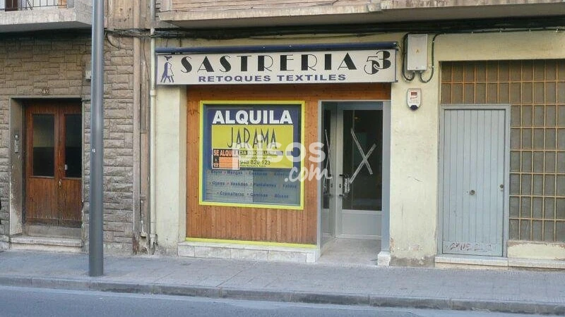 Local comercial en alquiler en Calle de Juan Antonio Fernández, Lourdes (Tudela) de 500 €<span>/mes</span>