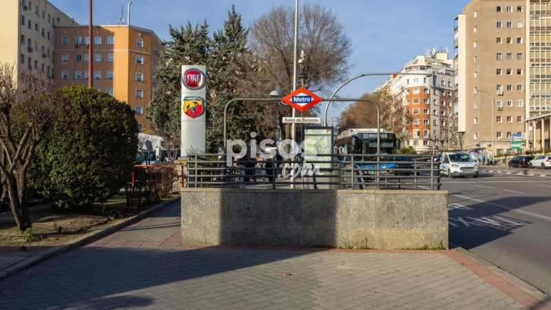 Piso en alquiler en Calle de Ibiza, 50, cerca de Calle de Maiquez