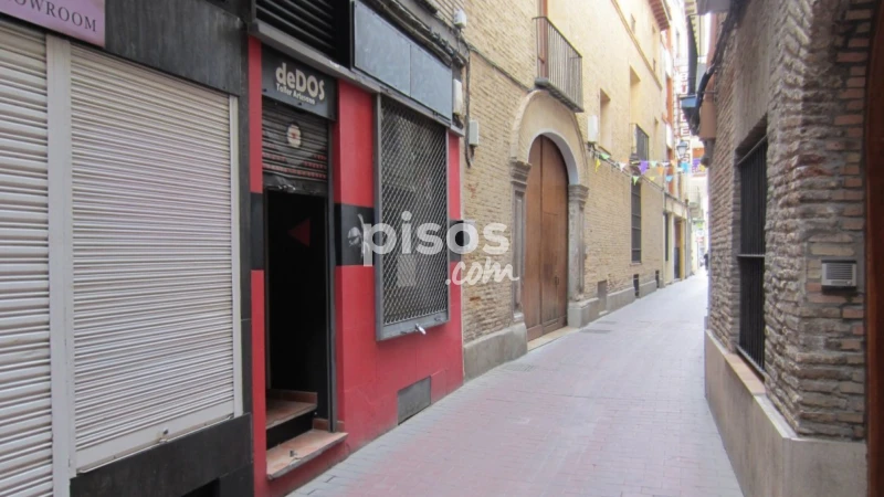 Local comercial en alquiler en Casco Histórico, Casco Antiguo (Zaragoza Capital) de 300 €<span>/mes</span>