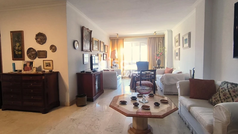 Piso en venta en Calle de Zurbarán, Centro Histórico (Badajoz Capital) de 310.000 €