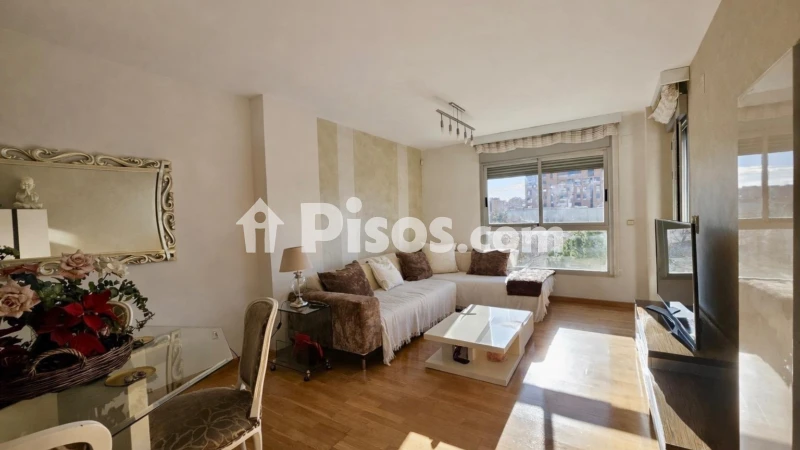 Apartamento en alquiler en Avinguda del General Avilés, cerca de Calle del Terrateig