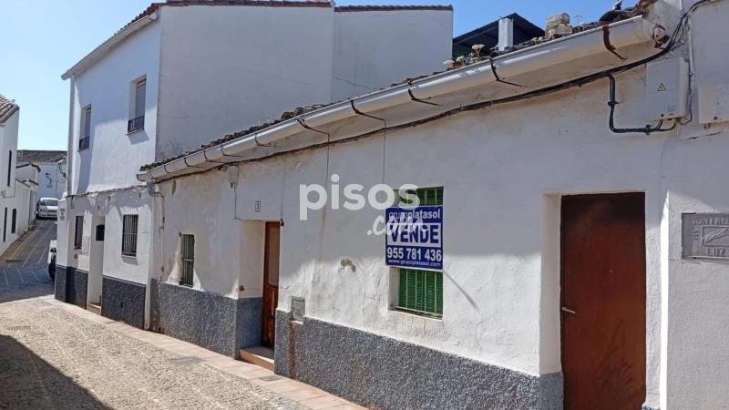 Casa en venta en Calle del Olivo, Higuera de la Sierra de 50.000 €