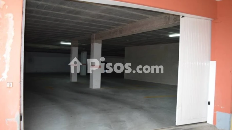 Local comercial en venta en Calle Peralto
