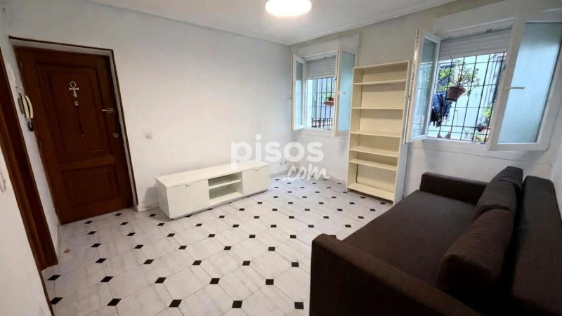Piso en alquiler en Calle de la Puebla