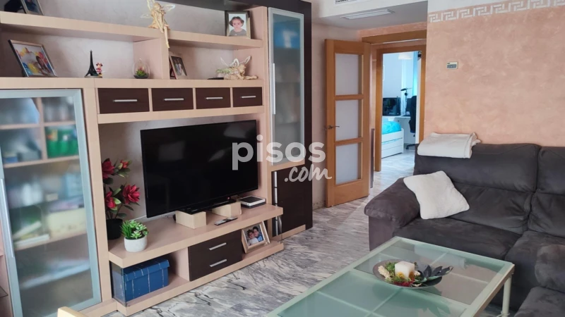 Piso en venta en Calle Diego Barrena, 1, San Fernando-Estación (Badajoz Capital) de 162.000 €
