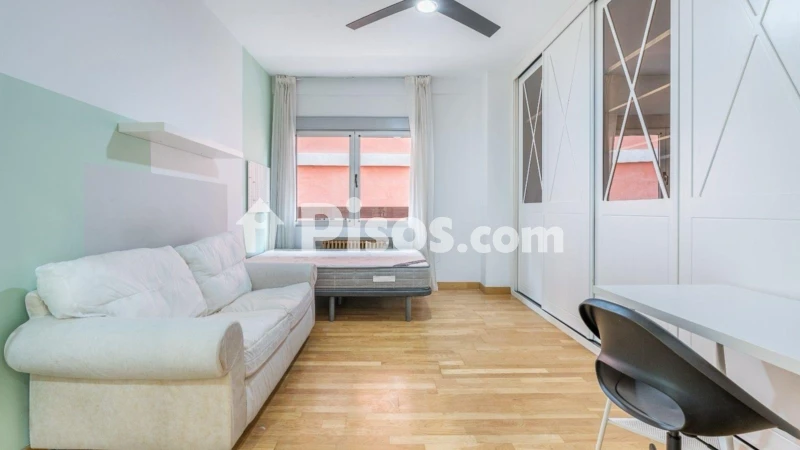 Fotografía del inmueble reportado: 1.300 €/mes — Granada, Granada