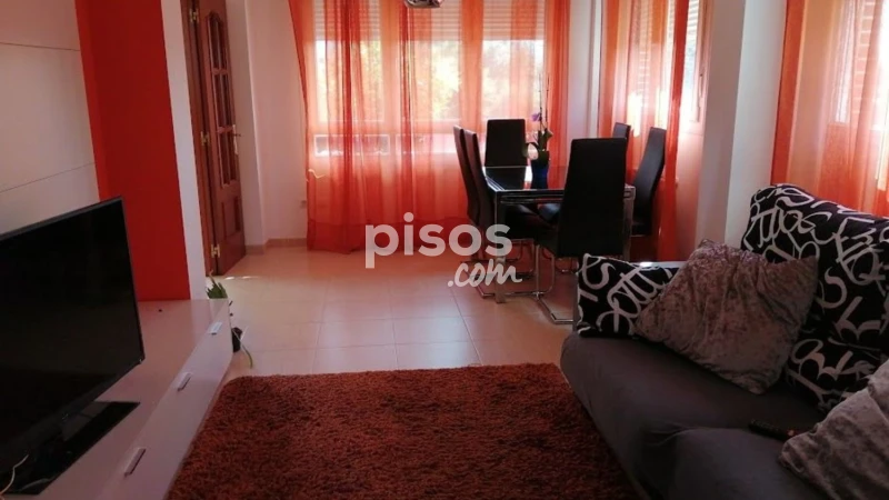 Chalet en venta en Calle de Serna, El Astillero de 450.000 €