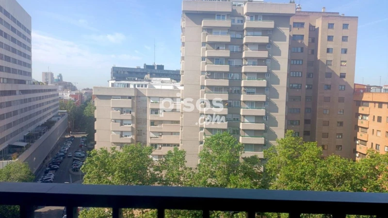 Piso en alquiler en Calle de Sor Angela de la Cruz