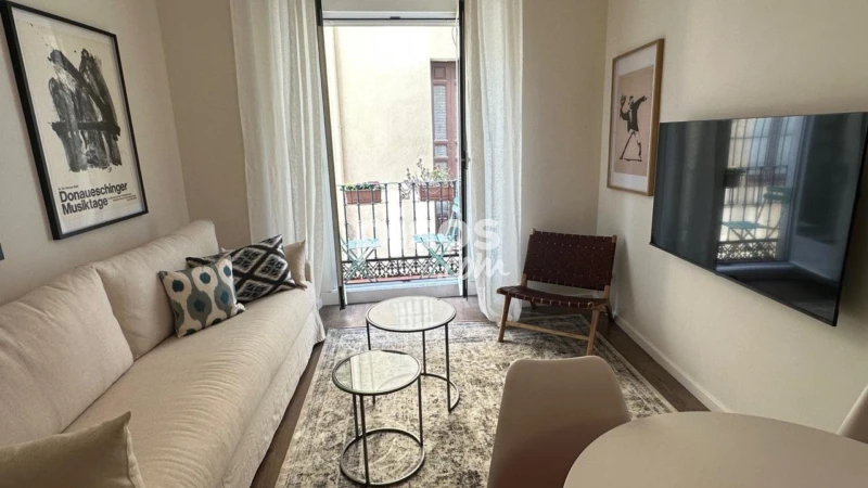 Piso en alquiler en Travesía del Almendro