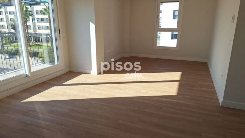 Piso en alquiler en Calle Venecia, Barrio Alto (San Juan de Aznalfarache) de 995 €<span>/mes</span>