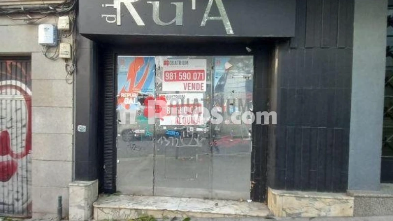 Local comercial en venta en Calle Pérez Constanti