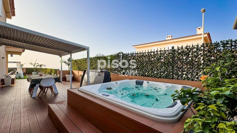 Chalet en venta en Calle El Carmen, Puerto Santiago-Los Gigantes (Santiago del Teide) de 1.045.000 €