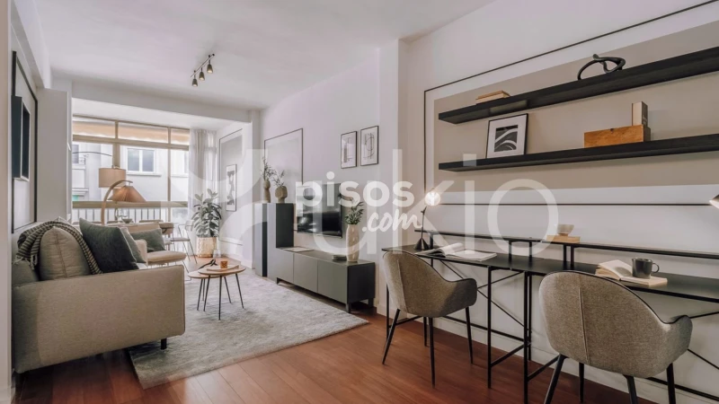 Piso en alquiler en Calle de Cristóbal Bordiú