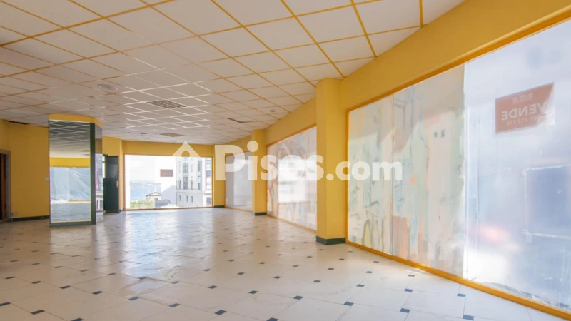Local comercial en venta en Calle de la Torre, 88, cerca de Calle del Cabo Ponte Anido