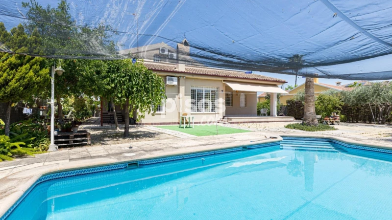 Chalet en venta en San Benito-Progreso, Garres y Lages (Distrito Pedanías Este. Murcia Capital) de 475.000 €
