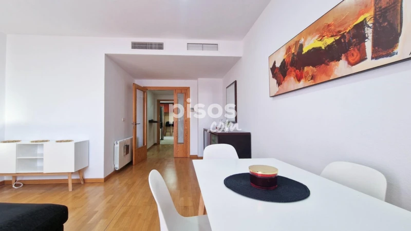 Piso en alquiler en Calle del Castillo de Zafra, 1, Avenida de Elvas-Campus (Badajoz Capital) de 750 €<span>/mes</span>