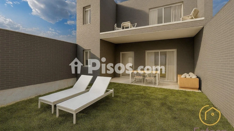 Casa adosada en venta en Calle del Brezo - Vista 3