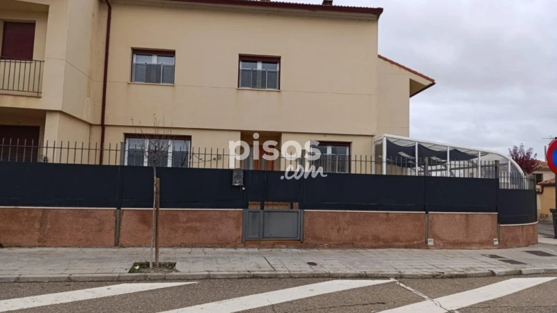 Casa adosada en venta en Aragon, Calamocha de 187.000 €