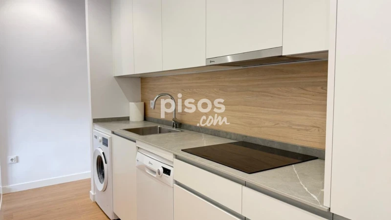 Piso en alquiler en Calle de Tudelilla