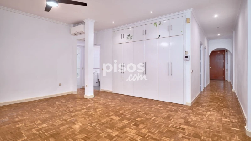 Piso en alquiler en Calle de Fernández de la Hoz, 58, cerca de Calle de García de Paredes