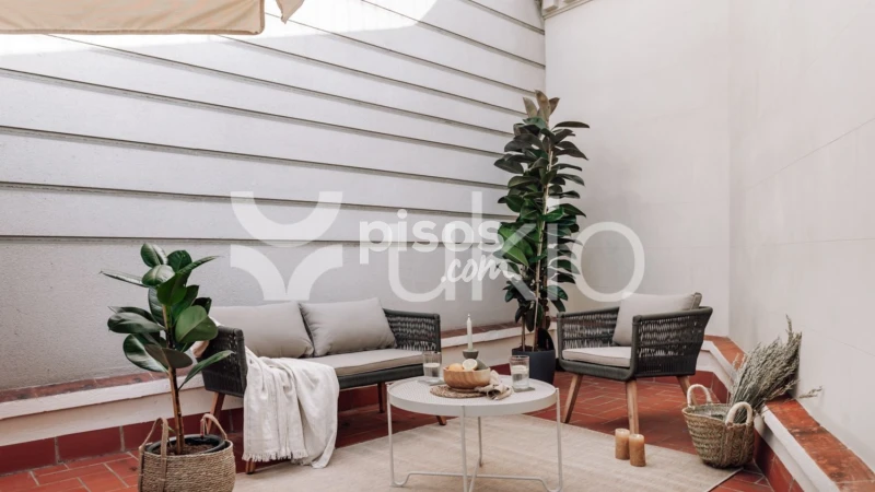 Piso en alquiler en Gran Via de les Corts Catalanes, cerca de Ronda de la Universitat