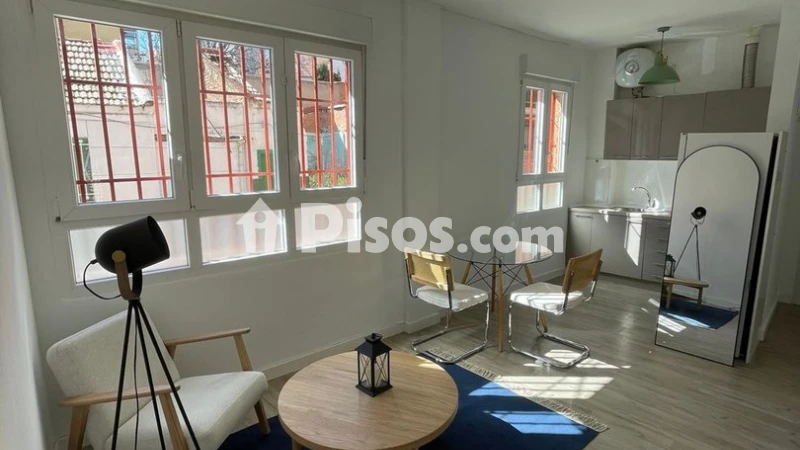 Piso en alquiler en Valdeacederas