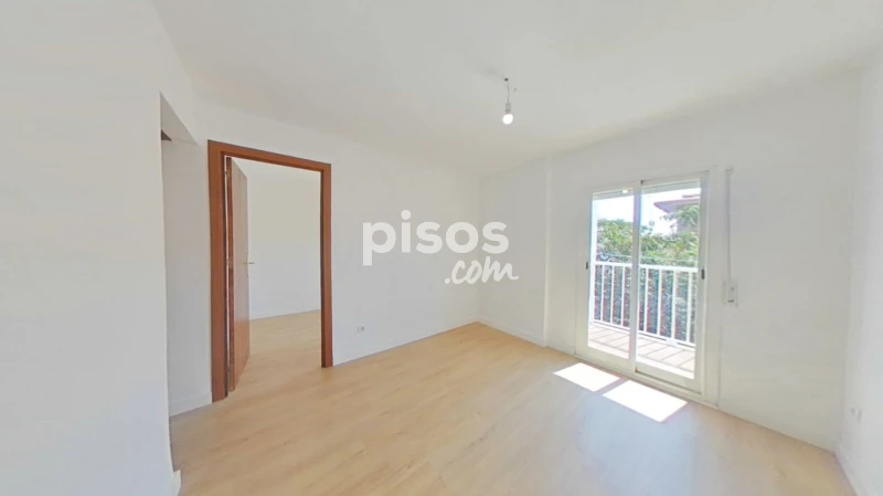 Piso en alquiler en Palomeras Sureste