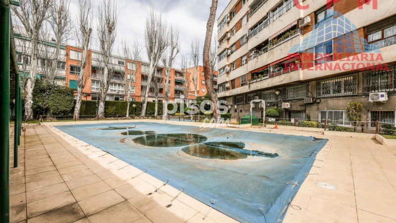 Piso en alquiler en Colina