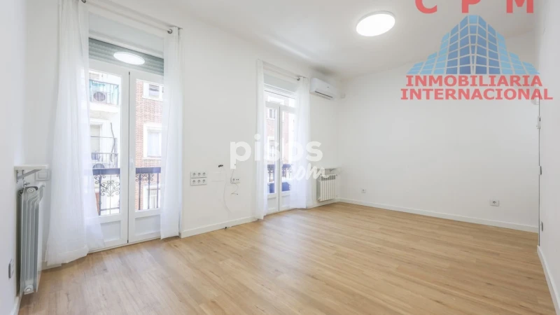 Piso en alquiler en Argüelles