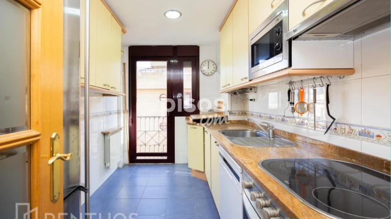 Piso en alquiler en Calle de Delicias