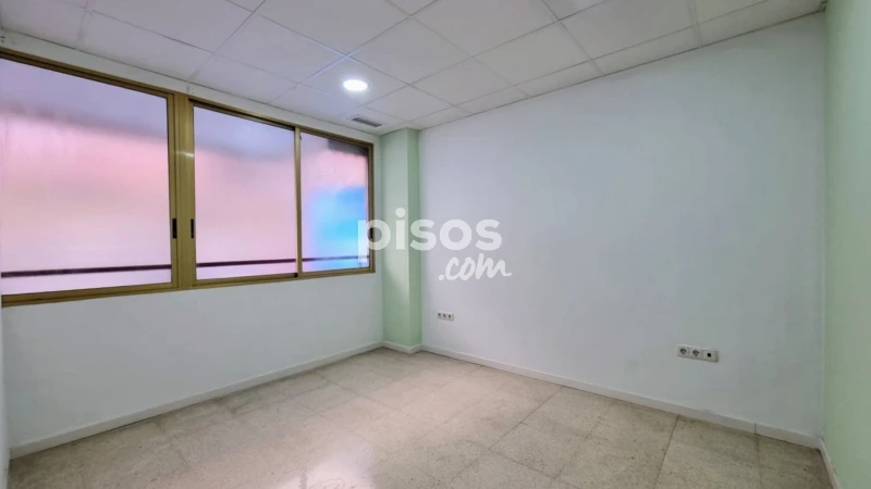 Local comercial en alquiler en Carrus, Carrús Oeste-El Toscar (Distrito Núcleo Urbano. Elx - Elche) de 700 €<span>/mes</span>