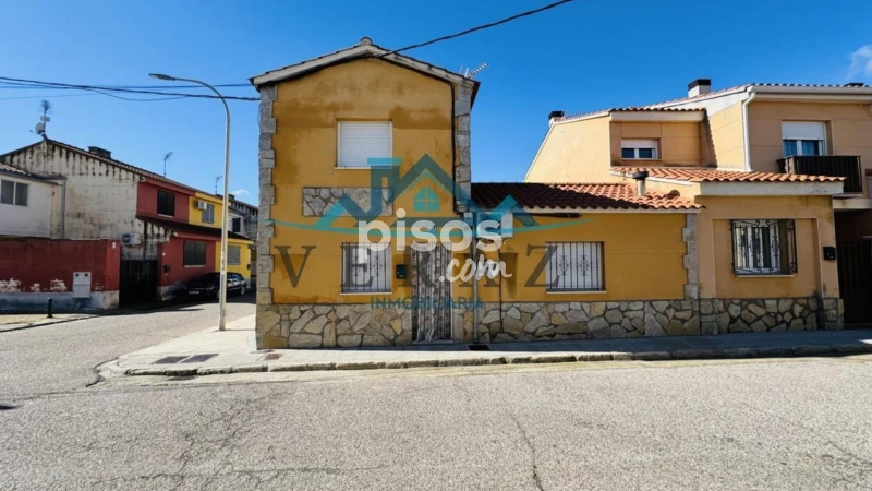 Chalet en venta en Calle de la Espiga, Alberche del Caudillo (Calera y Chozas) de 109.900 €