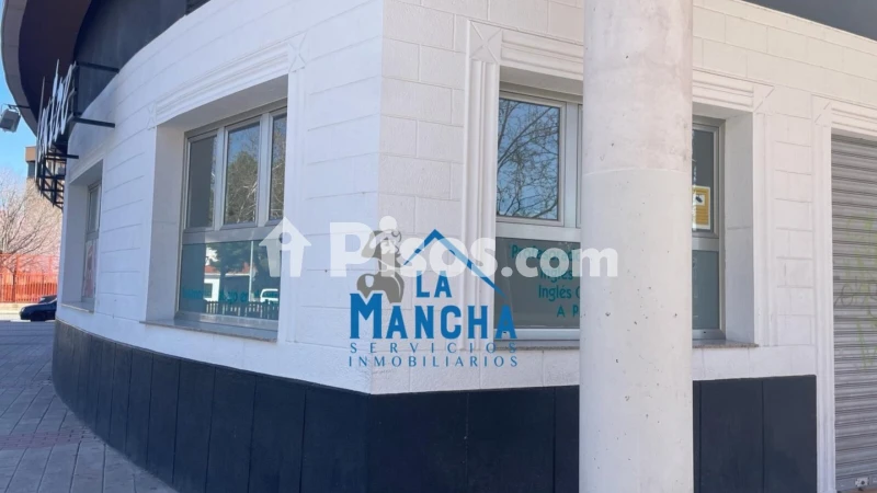 Local comercial en venta en Calle Pintor Quijada - Vista 3