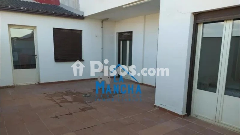Piso en venta en Calle de San Isidro