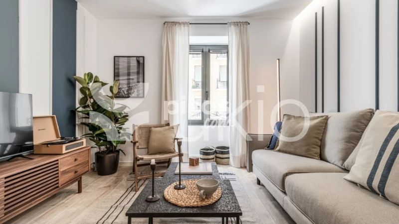 Piso en alquiler en Calle del Cardenal Cisneros, cerca de Calle de Viriato