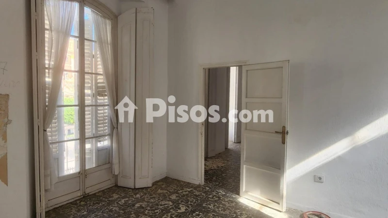 Casa en venta en Calle Real, cerca de Calle Dolores - Vista 3