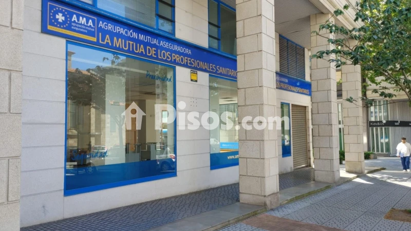 Local comercial en venta en Santa Margarita-Los Puentes