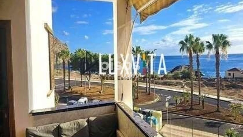 Apartamento en venta en Avenida Juan Carlos I, 43, Los Cristianos (Arona) de 399.000 €