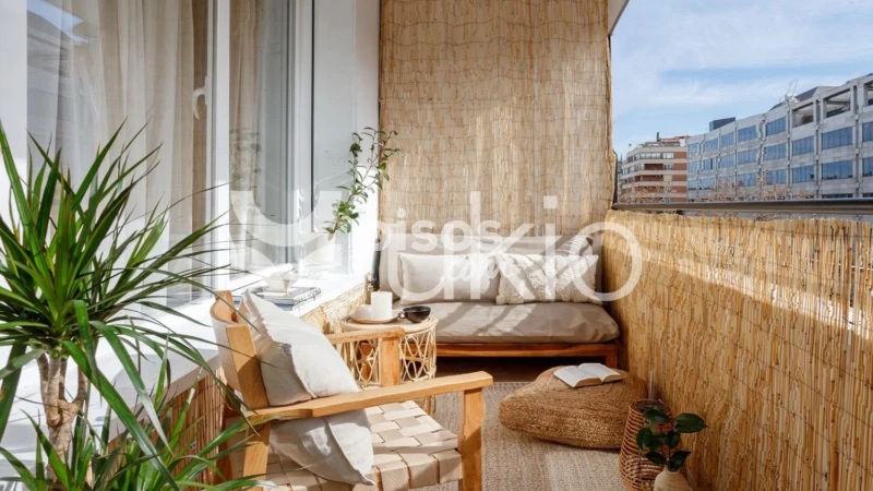 Piso en alquiler en Calle de María de Molina, cerca de Calle del Pinar