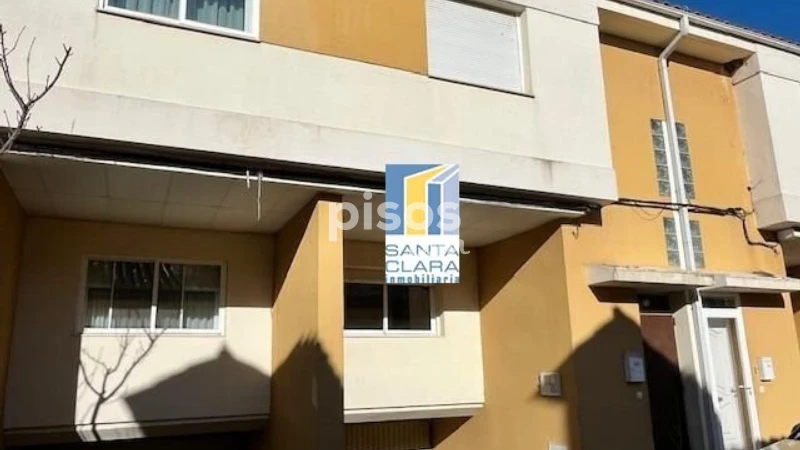 Casa adosada en venta en Monfarracinos, Monfarracinos de 87.500 €