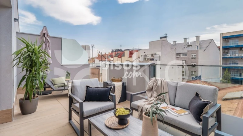 Ático en alquiler en Calle de Asunción Castell