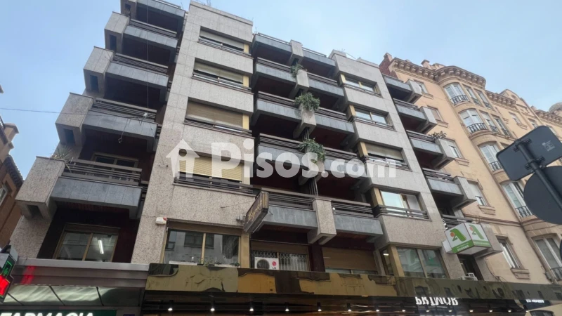 Fotografía del inmueble reportado: 900 €/mes — León, León