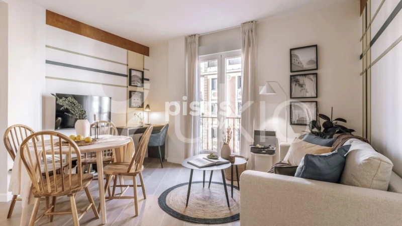 Piso en alquiler en Calle de Bailén