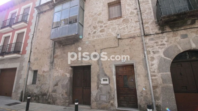 Casa adosada en venta en Calle Álvaro de Luna, 17, Arenas de San Pedro de 90.000 €