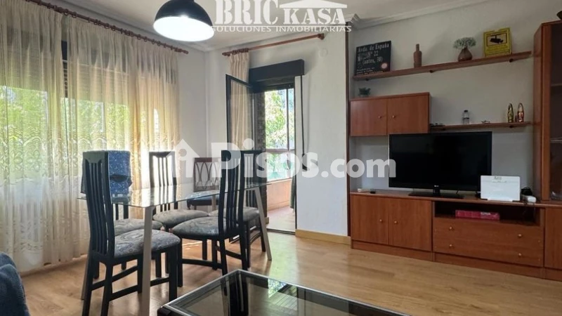 Fotografía del inmueble reportado: 1.200 €/mes — Cáceres, Cáceres