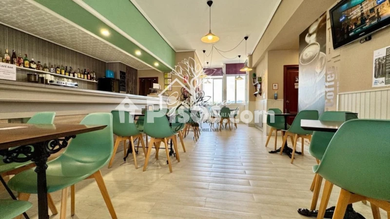 Edificio en venta en A Buída